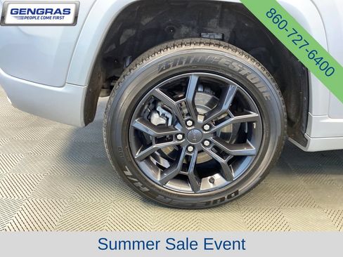 Used 2024 Jeep Grand Cherokee Limited 4xe AWD/4WD image 36