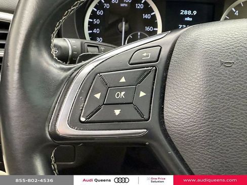 Used 2018 INFINITI QX30 Premium w/ Cargo Package AWD/4WD image 22