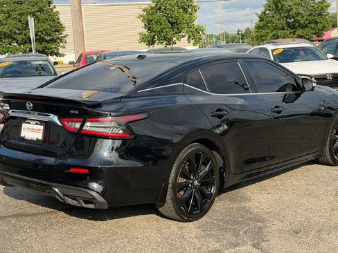 Used 2020 Nissan Maxima SR w/ Sport Mat Group FWD image 7
