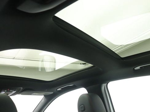 Certified 2025 Mercedes-Benz GLA 35 AMG 4MATIC image 27