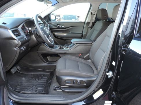 Used 2023 GMC Acadia SLE w/ Driver Convenience Package image 23