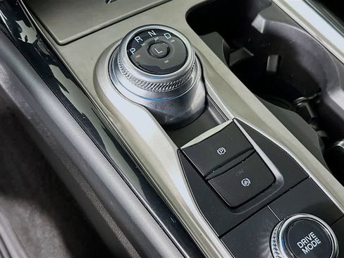 Certified 2022 Ford Explorer ST-Line w/ Class IV Trailer Tow Package image 19