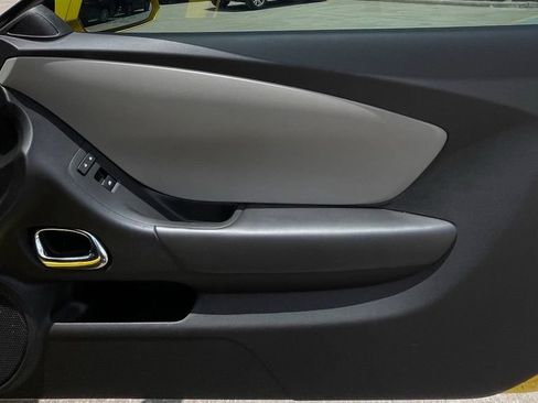 Used 2012 Chevrolet Camaro LS RWD image 26