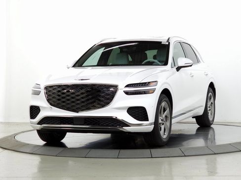 Used 2026 Genesis GV70 2.5T Advanced AWD/4WD image 3