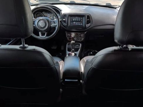 Used 2021 Jeep Compass Latitude FWD image 16