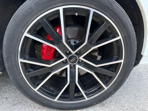 Used 2019 Audi Q7 3.0T Premium Plus AWD/4WD image 5