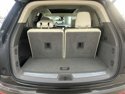 Used 2020 Cadillac XT6 Premium Luxury AWD/4WD image 27