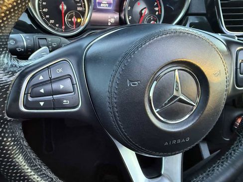 Used 2019 Mercedes-Benz GLS 450 4MATIC image 18