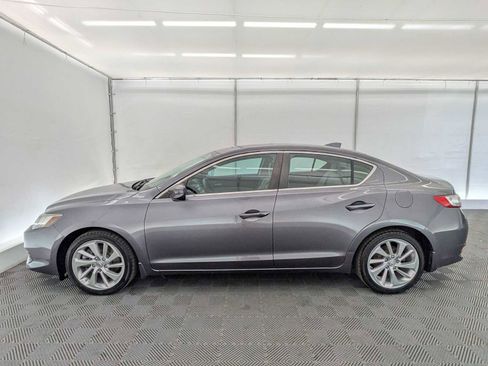 Used 2018 Acura ILX FWD image 3