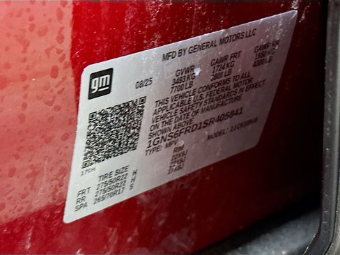 New 2025 Chevrolet Suburban Premier image 37