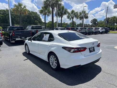 Used 2023 Toyota Camry LE FWD image 8