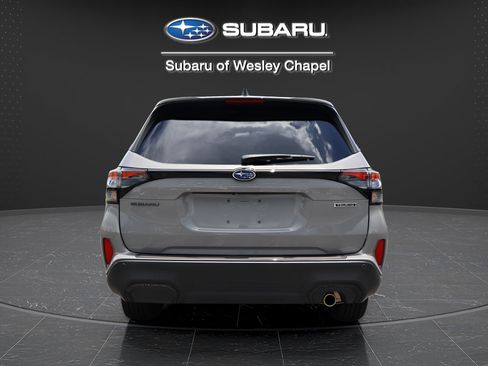 Certified 2025 Subaru Forester Touring AWD/4WD image 6