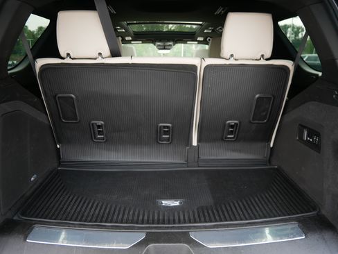 Used 2022 Cadillac Escalade Sport w/ LPO, ONYX Package AWD/4WD image 19