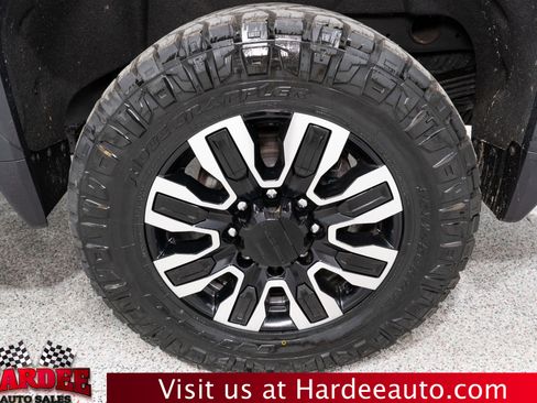 Used 2025 GMC Sierra 2500 Denali Ultimate AWD/4WD image 10