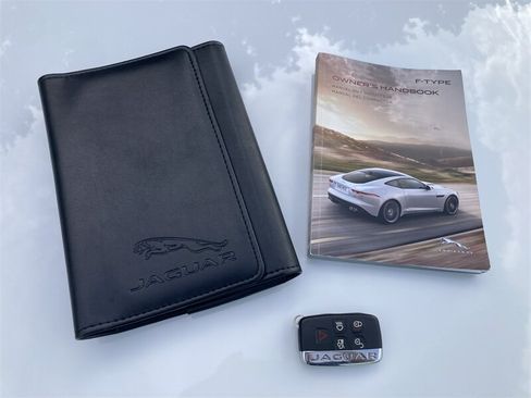 Used 2016 Jaguar F-TYPE R AWD/4WD image 30