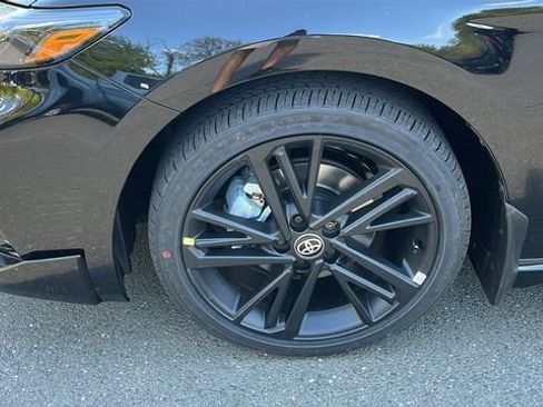 New 2026 Toyota Camry Hybrid AWD/4WD image 5