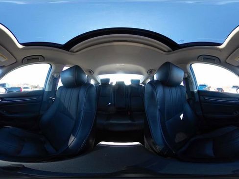 Used 2019 Honda Accord EX image 27