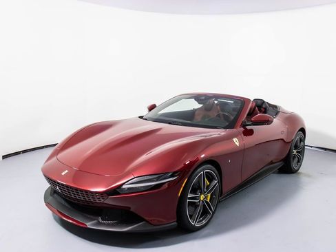 Certified 2025 Ferrari Roma Spider image 11