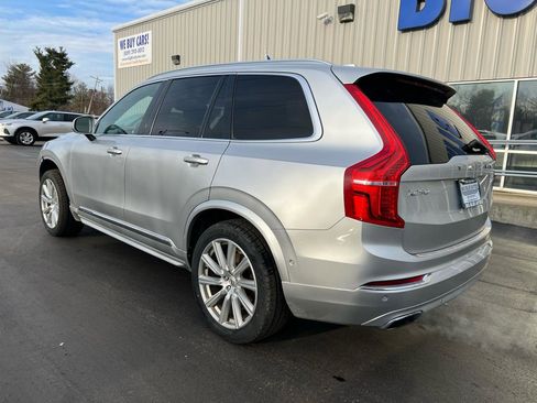 Used 2018 Volvo XC90 T6 Inscription w/ Convenience Package image 3