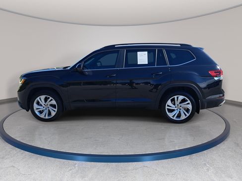 Certified 2023 Volkswagen Atlas SE w/ Panoramic Sunroof Package FWD image 8