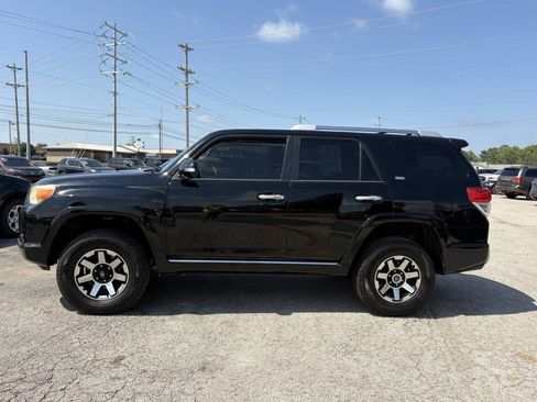 Used 2012 Toyota 4Runner SR5 w/ Convenience Pkg AWD/4WD image 3