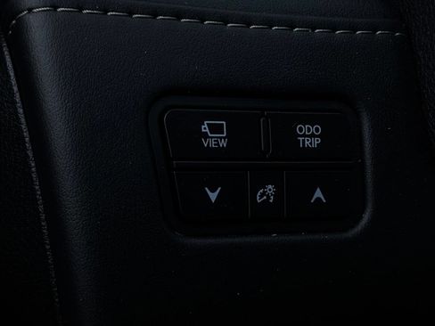 Used 2023 Lexus LX 600 F Sport w/ Accessory Package (Z1) AWD/4WD image 35