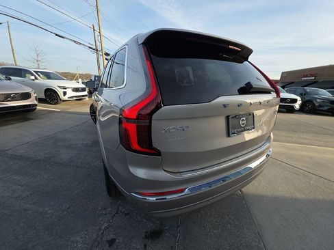 New 2026 Volvo XC90 B6 Plus w/ Protection Package Premier image 39