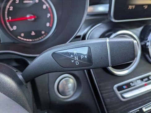 Used 2018 Mercedes-Benz GLC 300 image 12