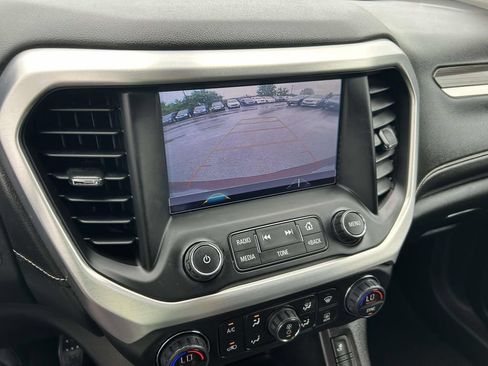 Used 2018 GMC Acadia SLT FWD image 25