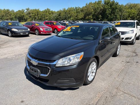 Used 2014 Chevrolet Malibu LT w/ Power Convenience Package FWD image 2