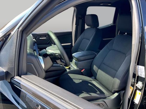 Used 2023 Chevrolet Colorado LT w/ LT Convenience Package II AWD/4WD image 9