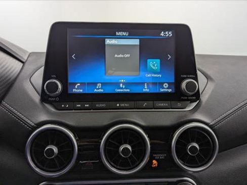 Used 2025 Nissan Sentra SV image 28