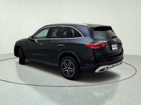 Used 2026 Mercedes-Benz GLC 300 image 12