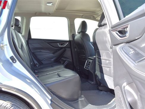 Used 2021 Subaru Forester Touring AWD/4WD image 29