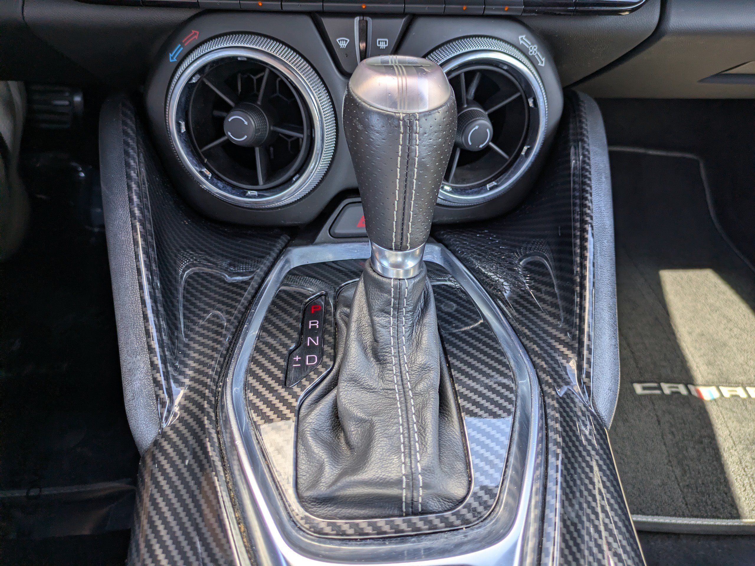 Used 2021 Chevrolet Camaro LT RWD image 19