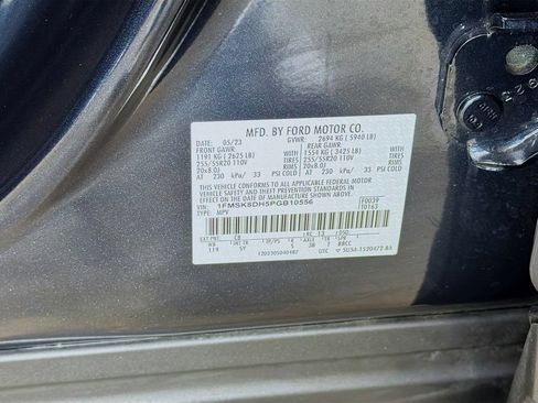 Used 2023 Ford Explorer XLT w/ Equipment Group 202A AWD/4WD image 45