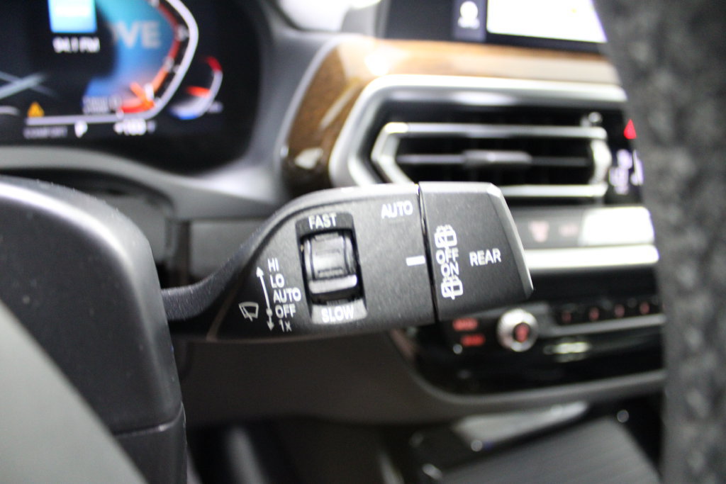 Used 2024 BMW X3 sDrive30i w/ Convenience Package w/ZPA RWD image 33