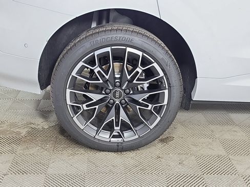 New 2026 Audi Q3 quattro 2.0T AWD/4WD image 7
