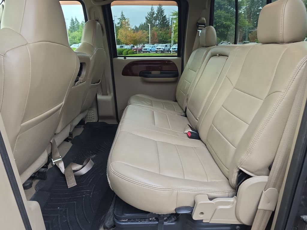 Used 2006 Ford F350 Lariat AWD/4WD image 8