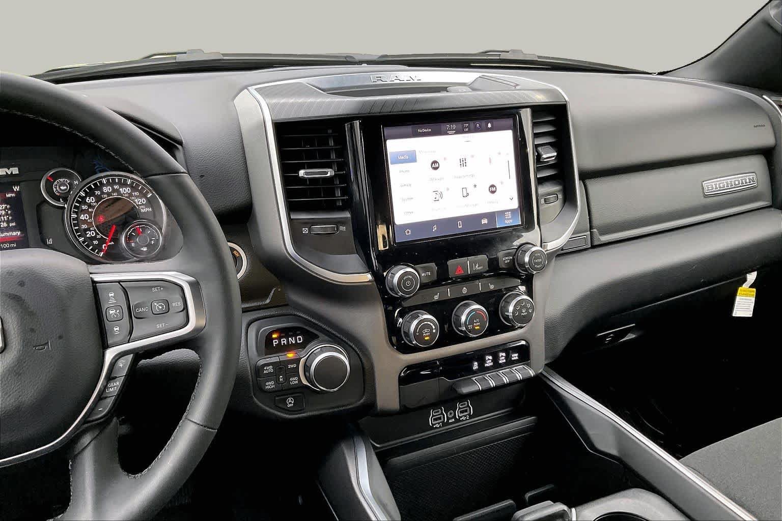 Used 2025 RAM 1500 Big Horn AWD/4WD image 7