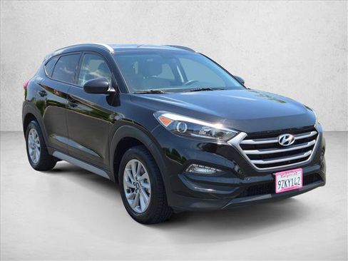 Used 2018 Hyundai Tucson SEL w/ Cargo Package FWD image 3