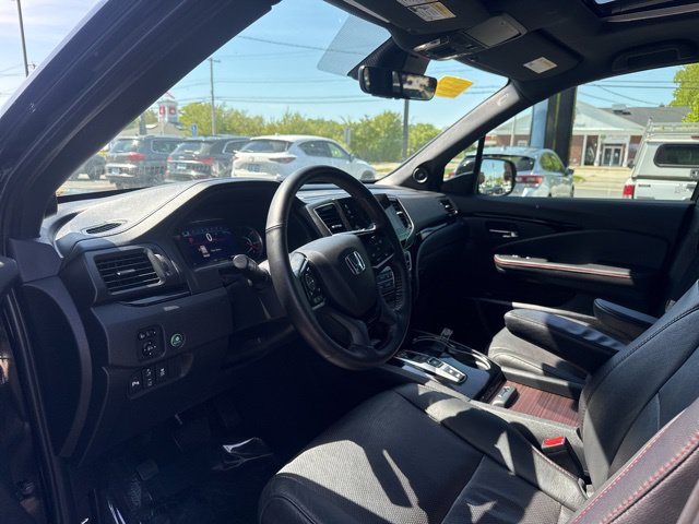 Used 2021 Honda Pilot Black Edition image 5