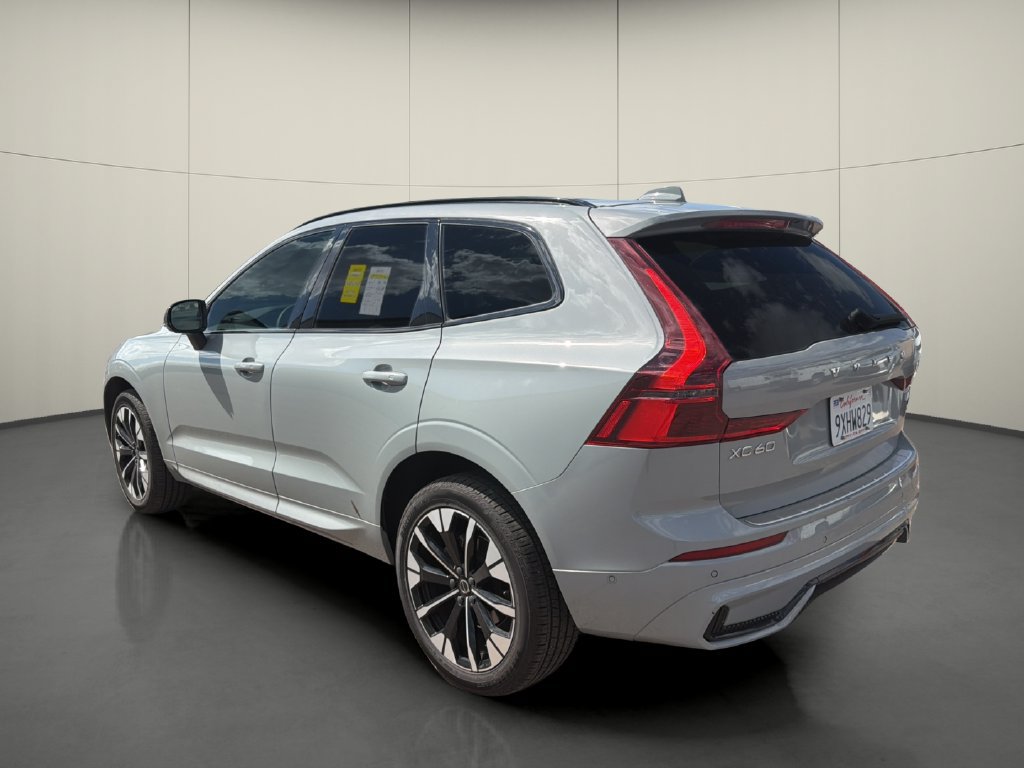 Used 2026 Volvo XC60 B5 Plus AWD/4WD image 5