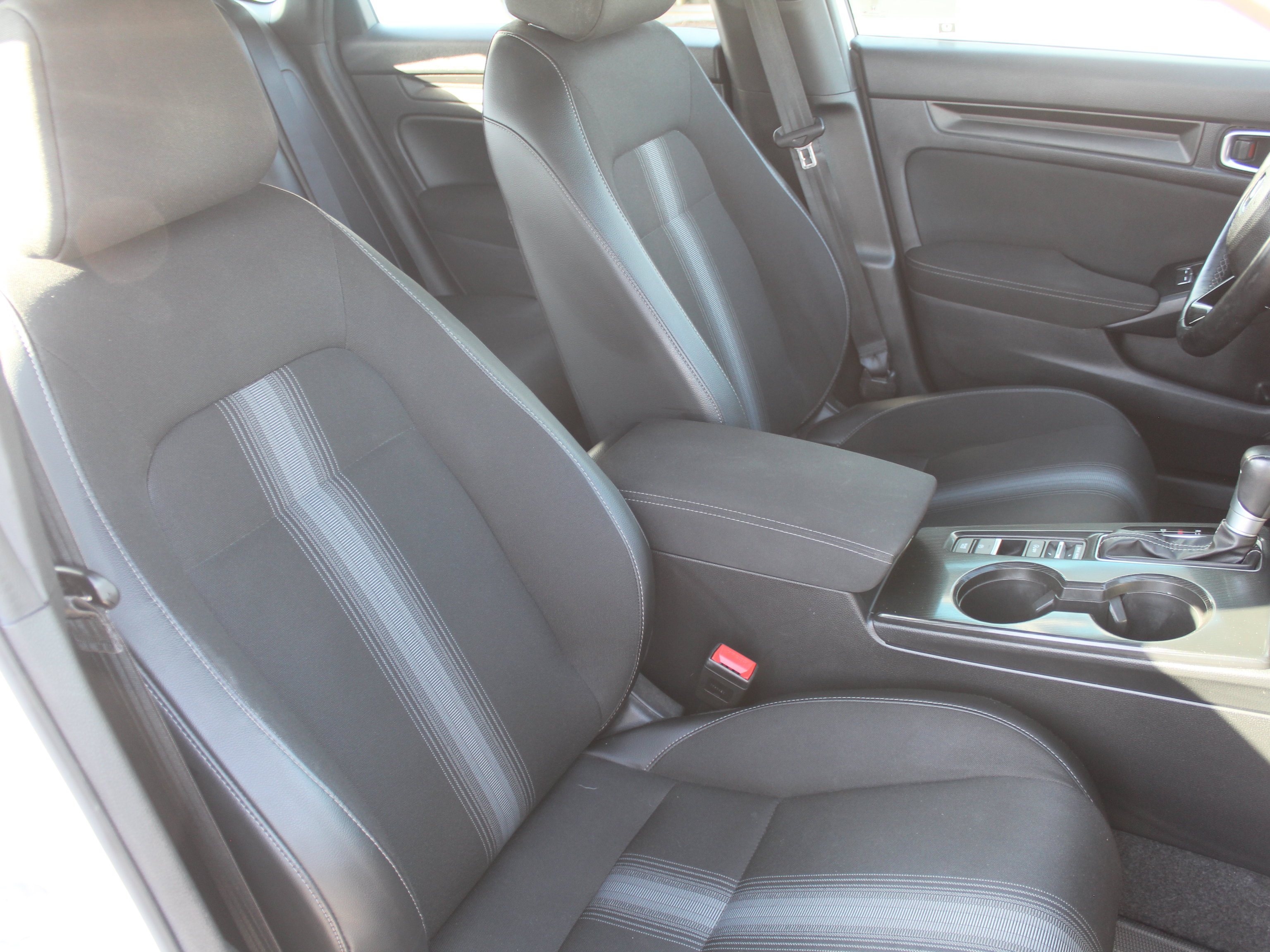 Used 2025 Honda Civic Sport image 28