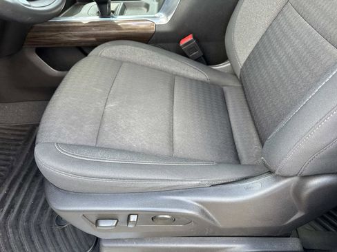 Used 2023 Chevrolet Silverado 1500 LT RWD image 19
