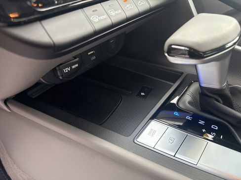 Used 2025 Hyundai Elantra Sport image 38