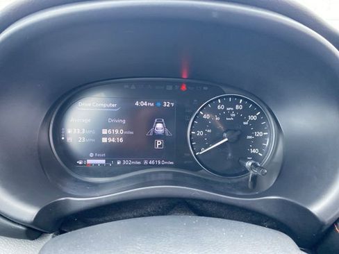 Used 2023 Nissan Kicks SR w/ SR Premium Package image 31