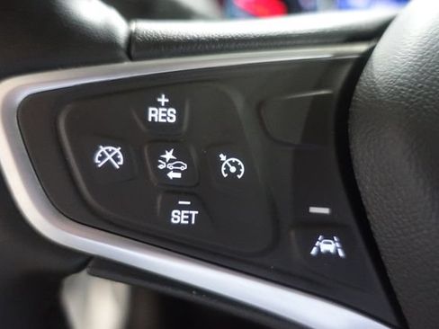 Used 2023 Chevrolet Equinox LT FWD image 13