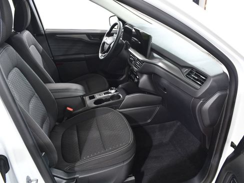 Used 2024 Ford Escape Active w/ Tech Pack #1 AWD/4WD image 10