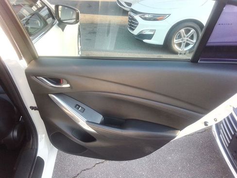 Used 2017 MAZDA MAZDA6 Touring image 22